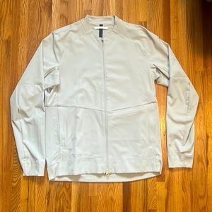 Lululemon vent lite bomber